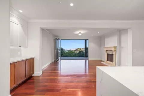 Living - 137 Crescent Ave, Sausalito, CA 94965 photo 2 of 4