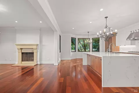 Living - 137 Crescent Ave, Sausalito, CA 94965 photo 3 of 4