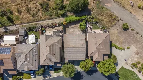 643 Citrine Cir, Fairfield, CA 94534 photo 35