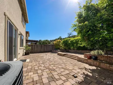 643 Citrine Cir, Fairfield, CA 94534 photo 32