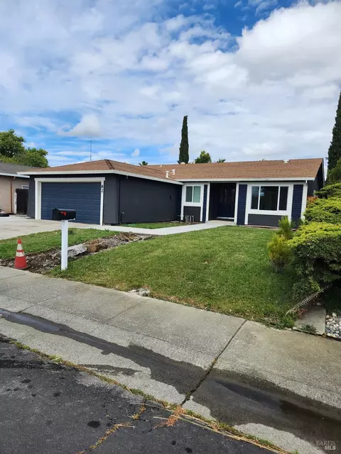 82 Newport Way, Suisun City, CA 94585