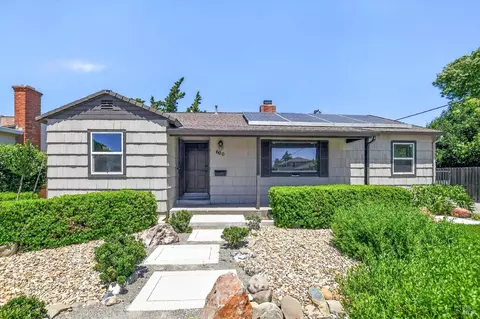 Exterior - 600 W C St, Dixon, CA 95620 photo 5 of 17
