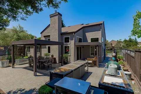 Exterior - 556 Rose Dr, Benicia, CA 94510 photo 6 of 35