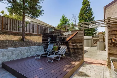 Exterior - 556 Rose Dr, Benicia, CA 94510 photo 17 of 35