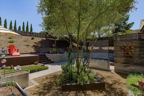 Exterior - 556 Rose Dr, Benicia, CA 94510 photo 14 of 35