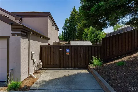 Exterior - 556 Rose Dr, Benicia, CA 94510 photo 24 of 35