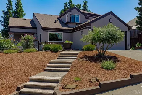 Exterior - 556 Rose Dr, Benicia, CA 94510 photo 27 of 35