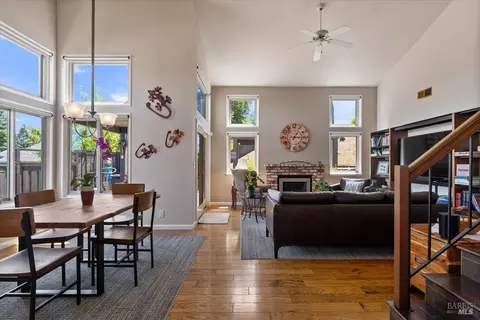 Dining - 556 Rose Dr, Benicia, CA 94510 photo 1 of 4