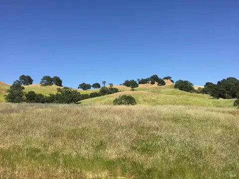 3760 Wild Oak Trl, Vacaville, CA 95688 photo 12