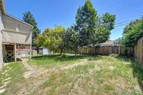 Exterior - 209 Alhambra Ave, Vallejo, CA 94591 photo 11 of 13