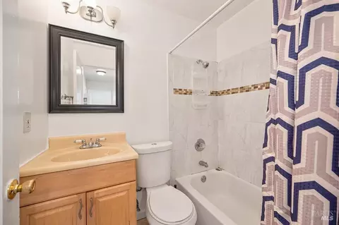 Bath - 209 Alhambra Ave, Vallejo, CA 94591 photo 1 of 2