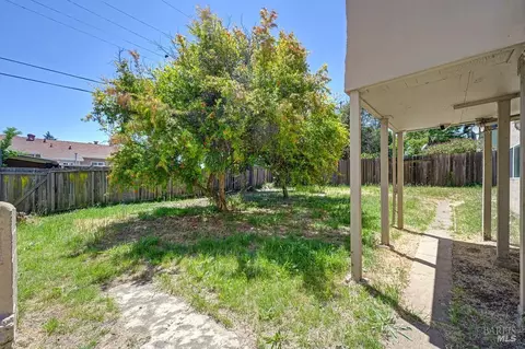 Exterior - 209 Alhambra Ave, Vallejo, CA 94591 photo 6 of 13