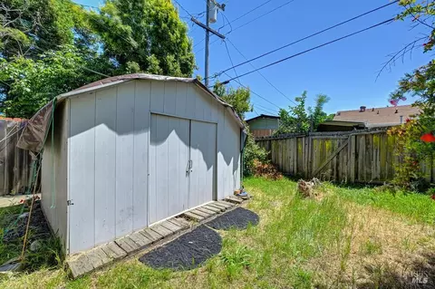 Exterior - 209 Alhambra Ave, Vallejo, CA 94591 photo 13 of 13