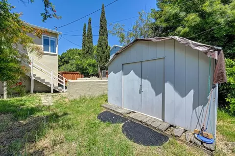 Exterior - 209 Alhambra Ave, Vallejo, CA 94591 photo 9 of 13