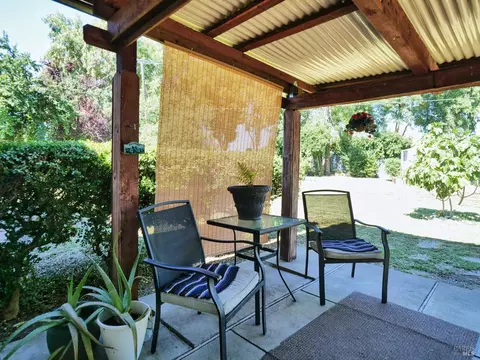 Exterior - 1025 E Tennessee Ct, Fairfield, CA 94533 photo 3 of 7