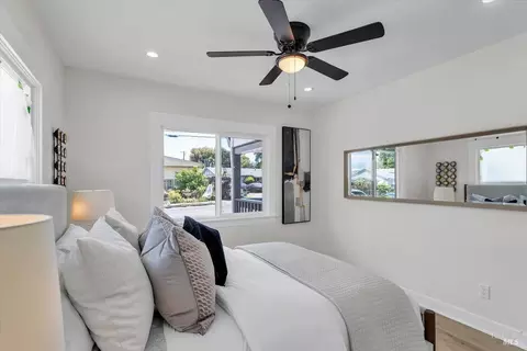 Bedroom - 205 14th St, Vallejo, CA 94590 photo 4 of 5