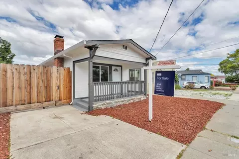 205 14th St, Vallejo, CA 94590