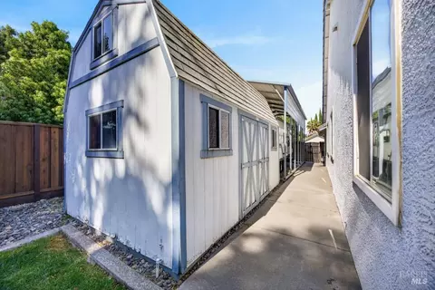 Exterior - 1650 Fulmor Dr, Dixon, CA 95620 photo 15 of 15