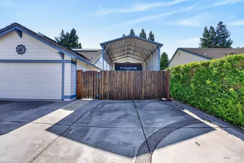 Exterior - 1650 Fulmor Dr, Dixon, CA 95620 photo 2 of 15