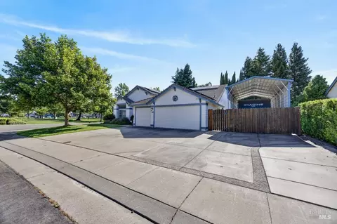 Exterior - 1650 Fulmor Dr, Dixon, CA 95620 photo 1 of 15