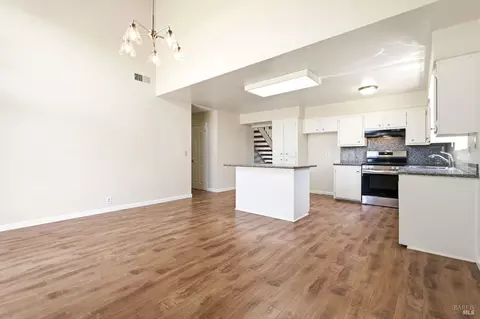 2269 Emerson Pl, Fairfield, CA 94533 photo 17