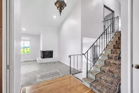 Entry Way - 125 Skyway Dr, Vallejo, CA 94591 photo 2 of 2