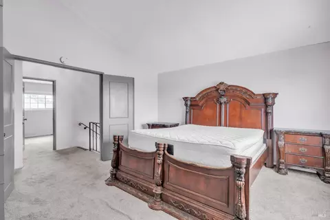 Bedroom - 125 Skyway Dr, Vallejo, CA 94591 photo 1 of 5