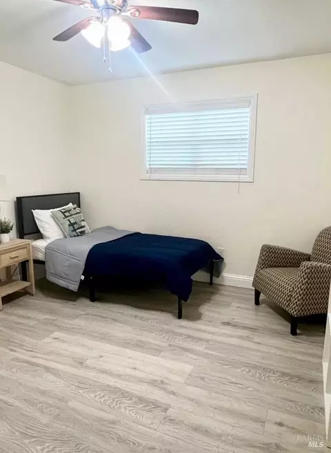 18 Halliday St, Vallejo, CA 94590 photo 6