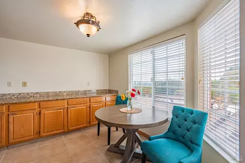 Dining - 358 Brighton Dr, Vallejo, CA 94591 photo 2 of 2