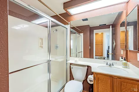 Bath - 358 Brighton Dr, Vallejo, CA 94591 photo 1 of 7