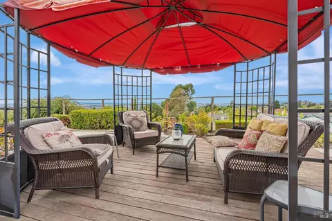 Exterior - 358 Brighton Dr, Vallejo, CA 94591 photo 5 of 9