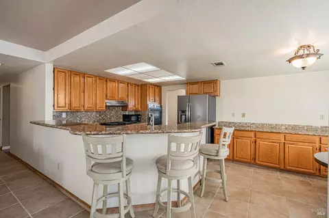Kitchen - 358 Brighton Dr, Vallejo, CA 94591 photo 4 of 4