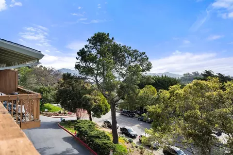 Exterior - 715 Drake Ave, Sausalito, CA 94965 photo 3 of 3