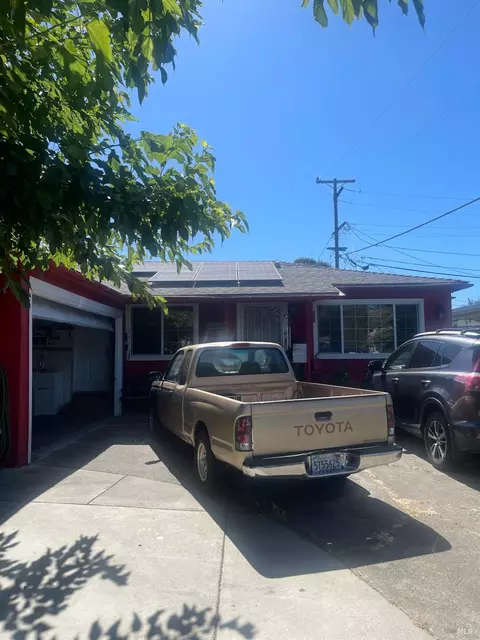 301 Sawyer St, Vallejo, CA 94589
