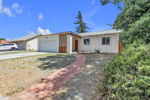 639 Cement Hill Rd, Fairfield, CA 94533