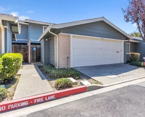 2874 Sunshine Cir, Fairfield, CA 94533