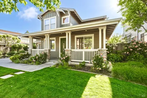 1127 Serendipity Way, Napa, CA 94558
