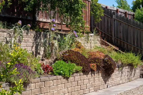 Exterior - 2074 Aragon Ct, Napa, CA 94559 photo 18 of 18