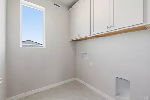 Other - 324 Shaker Dr, Vacaville, CA 95687 photo 2 of 4