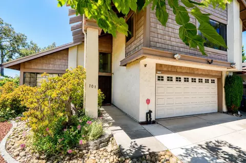 Exterior - 101 Stonewood Ct, Vallejo, CA 94591 photo 3 of 5