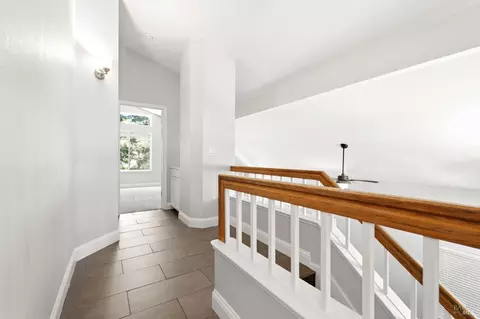 Entry Way - 413 Rolling Oak Dr, Vacaville, CA 95688 photo 6 of 6