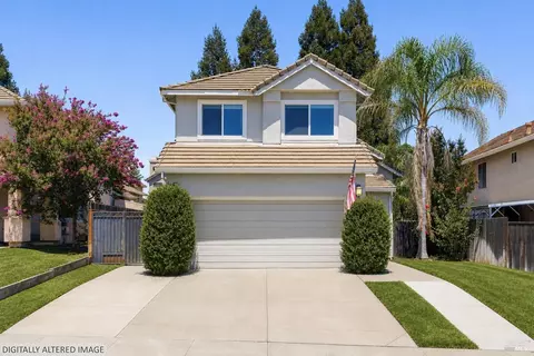 Exterior - 413 Rolling Oak Dr, Vacaville, CA 95688 photo 3 of 4