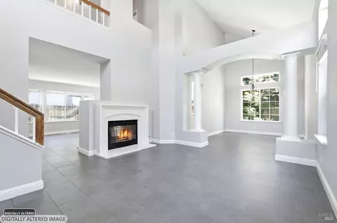 Living - 413 Rolling Oak Dr, Vacaville, CA 95688 photo 3 of 9