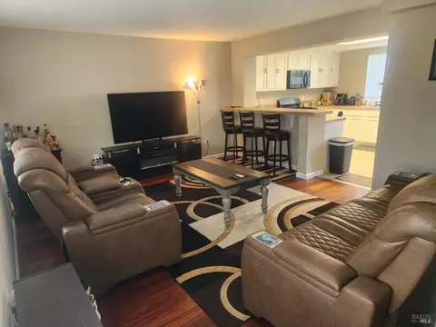 604 Daniels Ave, Vallejo, CA 94590 photo 3