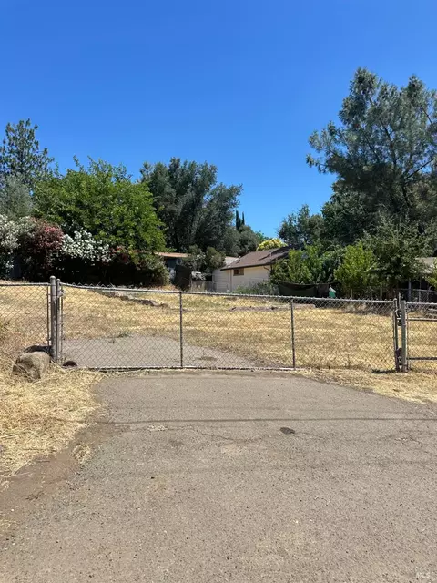 4732 W 40th St, Clearlake, CA 95422 photo 1