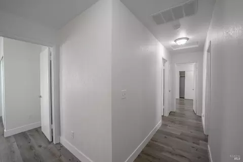 Entry Way - 117 Seafarer Ct, Vallejo, CA 94591 photo 6 of 6