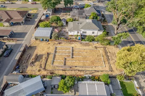 241 S 1st St, Dixon, CA 95620 photo 8