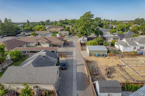 241 S 1st St, Dixon, CA 95620 photo 23