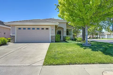 383 Mandarin Cir, Vacaville, CA 95687