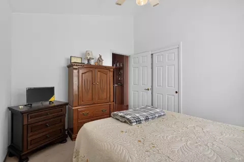 Bedroom - 7047 Panoramic Dr, Lucerne, CA 95458 photo 5 of 8